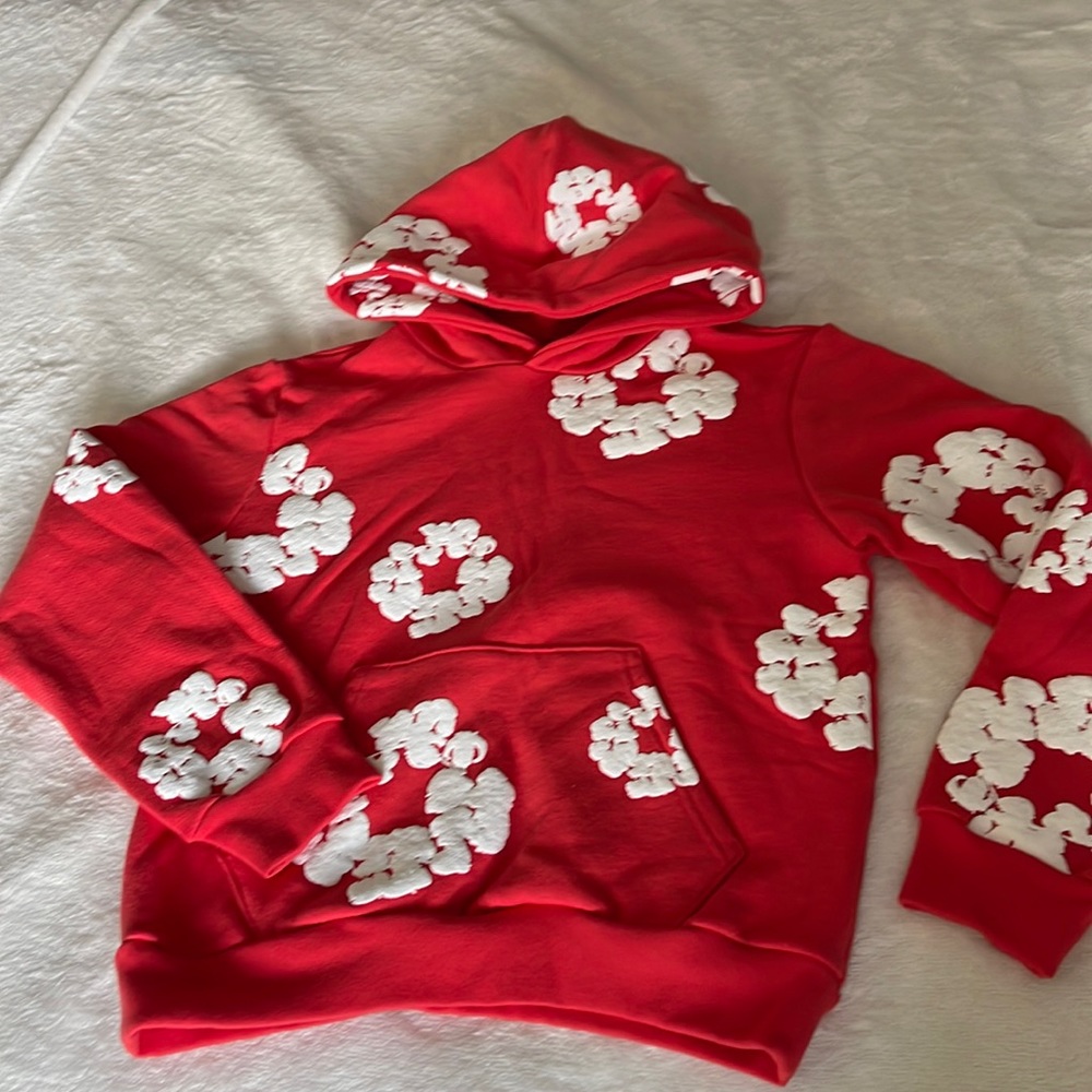 Denim tears red wreath hoodie